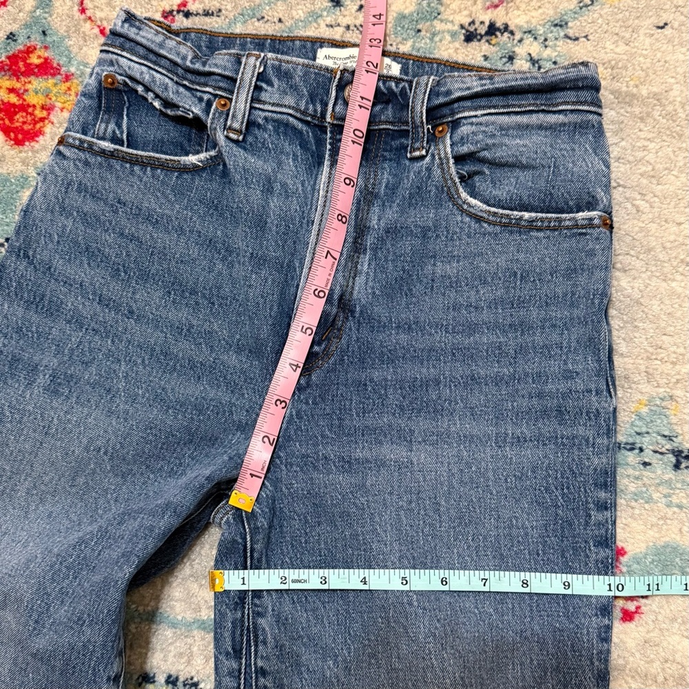 A&F the crop wide leg ultra high rise jeans - Picture 5 of 6